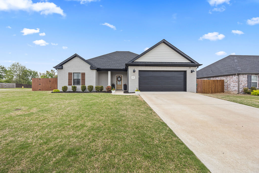 South Pointe Sub Ph 2 - Residential