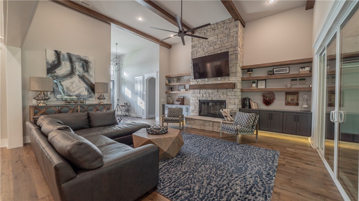 Otter Creek Estates PH1-Cave Springs - Residential