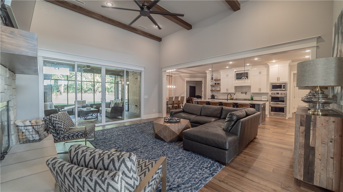 Otter Creek Estates PH1-Cave Springs - Residential