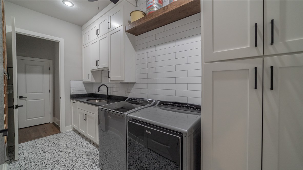 Otter Creek Estates PH1-Cave Springs - Residential