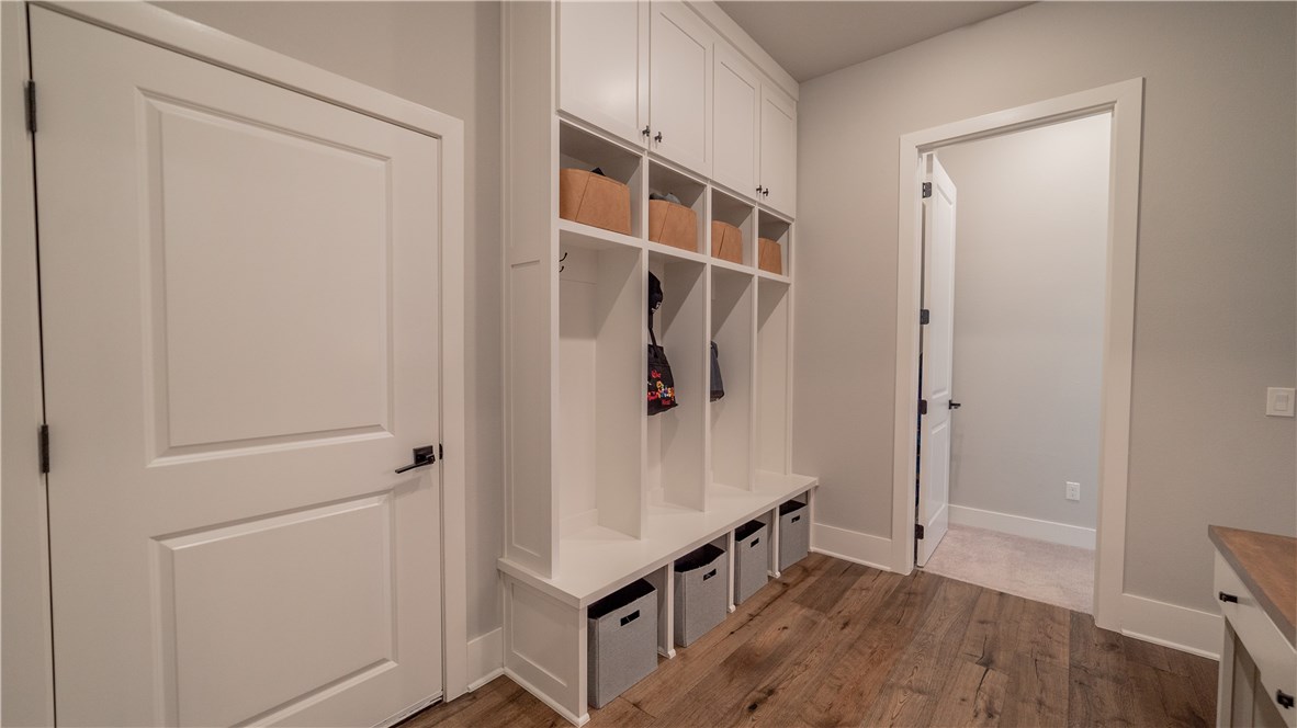 Otter Creek Estates PH1-Cave Springs - Residential