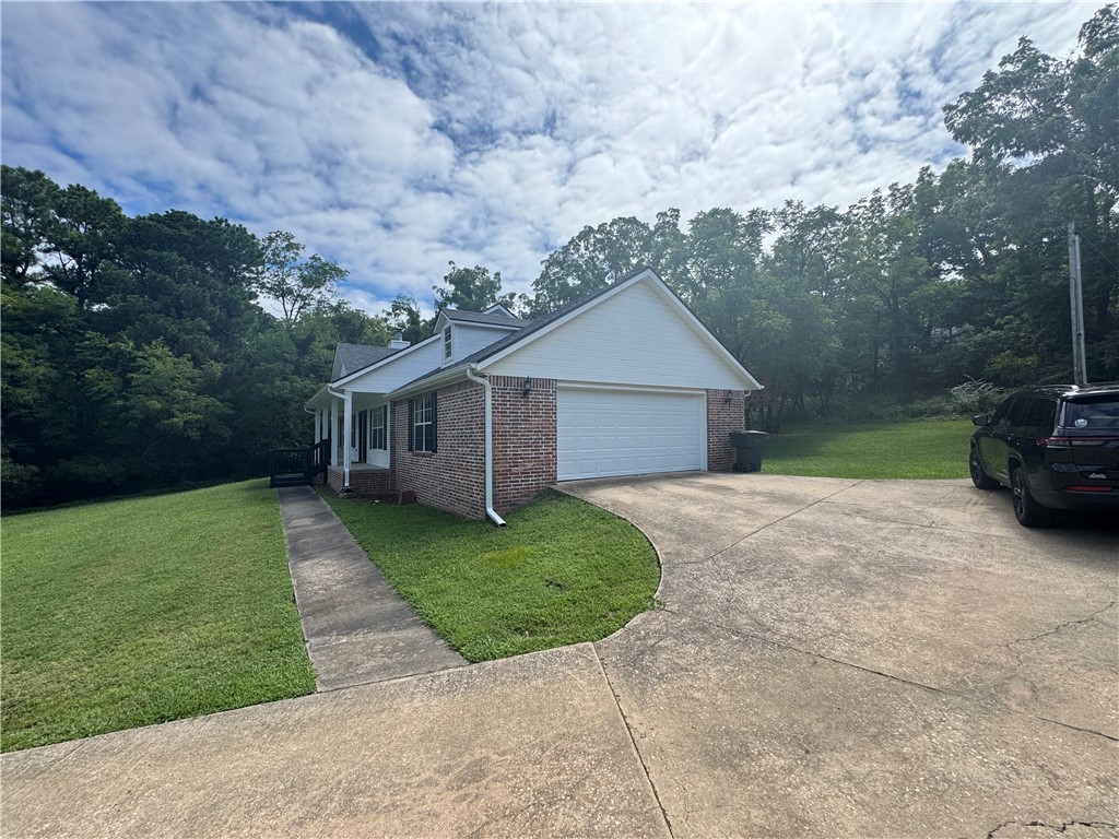 Fayetteville Outlots - Residential Lease