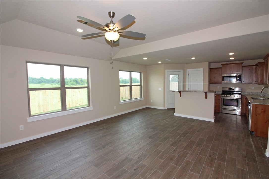 Kimmel Ridge Sub Centerton - Residential Lease