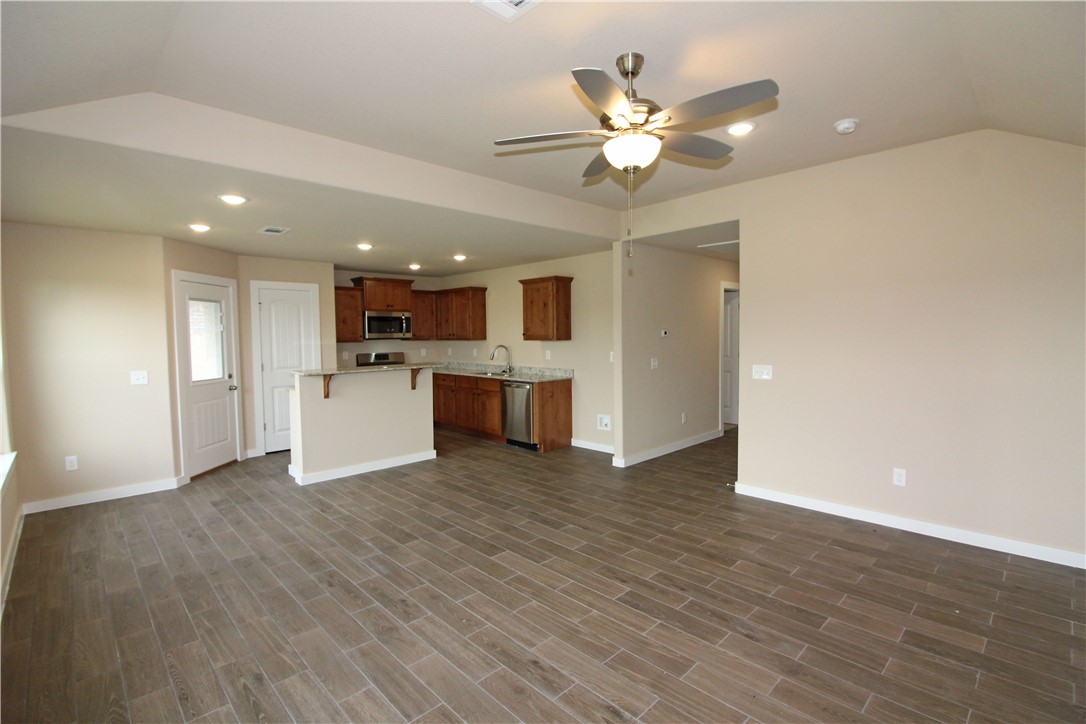 Kimmel Ridge Sub Centerton - Residential Lease