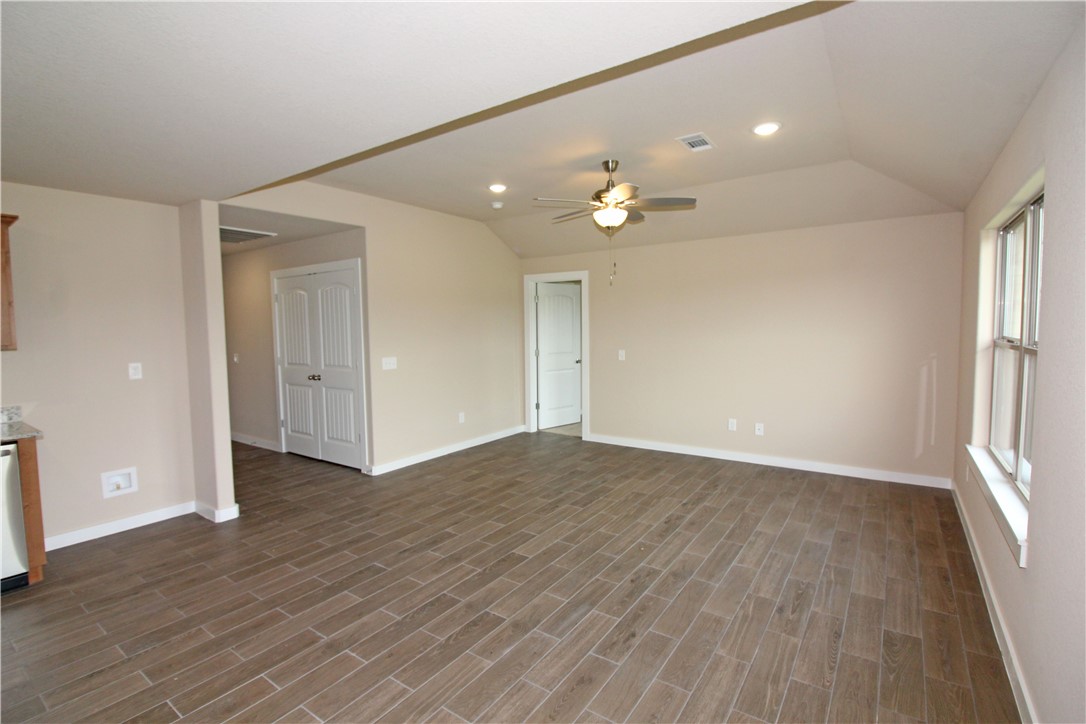 Kimmel Ridge Sub Centerton - Residential Lease