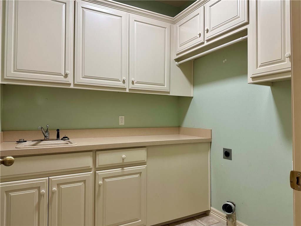 Laurel Crossing Rogers - Residential