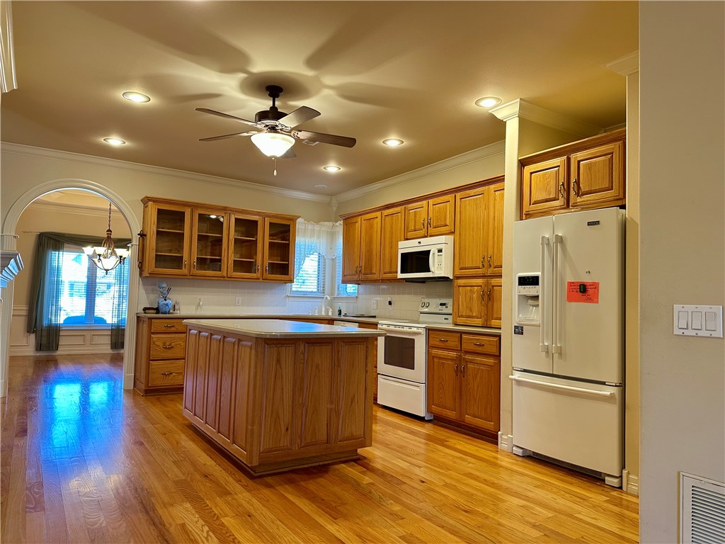 Laurel Crossing Rogers - Residential