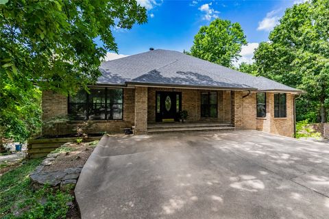 Photo of 12 Marykirk Lane, Bella Vista, AR 72715 (MLS # 1352003)