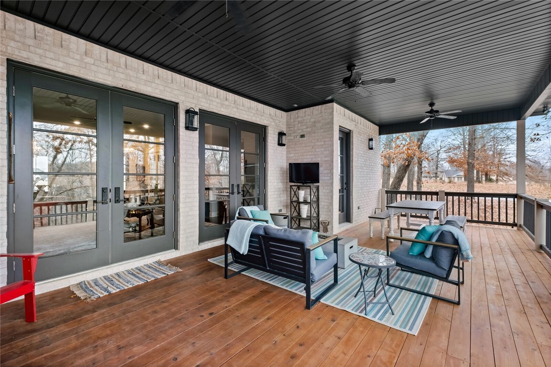 Angel Falls - Residential