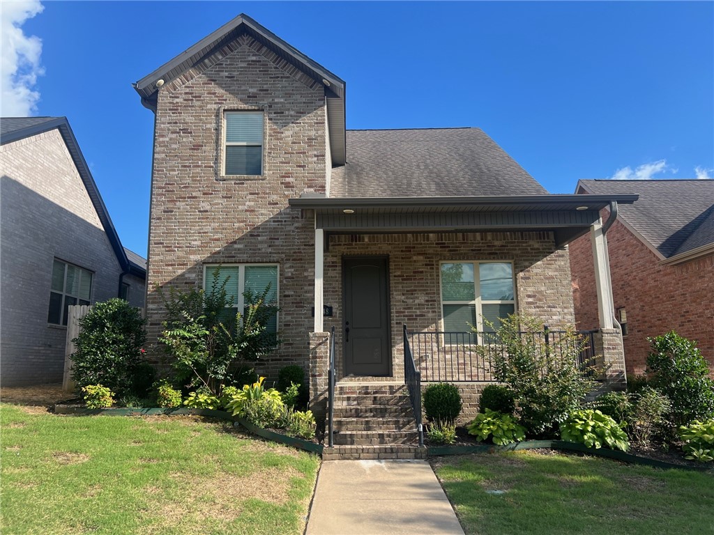Beautiful 4 Bedroom 2.5 Bath cottage home in desirable Woodbury subdivision! Low maintenance living and an open floor plan. Wood and ceramic tile throughout the first floor, including the master. Details throughout including granite countertops, stainless appliances, large bedrooms, and two covered patios. Easy access to Lake Fayetteville, Botanical Garden, bike trails, and community pool.