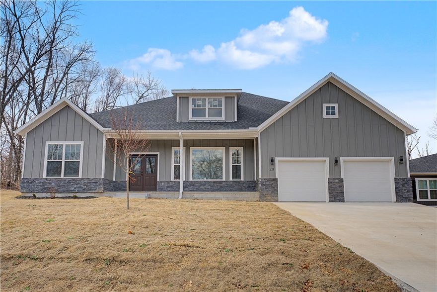 Welcome to this beautiful 3-bedroom, 2-bath home in Bella Vista, offering an amazing location 
just minutes from Branchwood Clubhouse. The thoughtfully designed floor plan provides a 
spacious living area, abundant natural light, and a seamless flow perfect for everyday living and 
entertaining. The private primary suite offers comfort and relaxation, while the additional 
bedrooms provide flexibility for guests, family, or a home office. Enjoy the convenience of 
nearby trails, golf, fitness center, and recreational amenities that make Bella Vista so desirable. 
Whether you're looking for a full-time residence, investment, or vacation retreat, this home offers 
the perfect blend of comfort, functionality, and location. Don't miss this opportunity to own in 
one of the area's most sought-after communities. Featuring a well-appointed kitchen with ample 
cabinetry and workspace, plus a welcoming atmosphere throughout. Situated on a peaceful street 
with easy access to everyday conveniences. Enjoy today!!