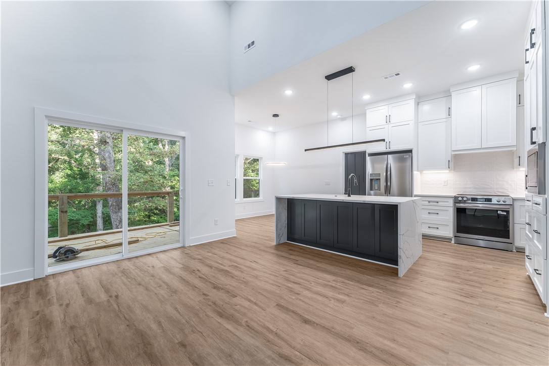 Buckingham Sub Bvv - Residential