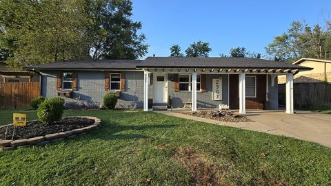 Photo of 2307 Beth Lane, Bentonville, AR 72712 (MLS # 1342907)