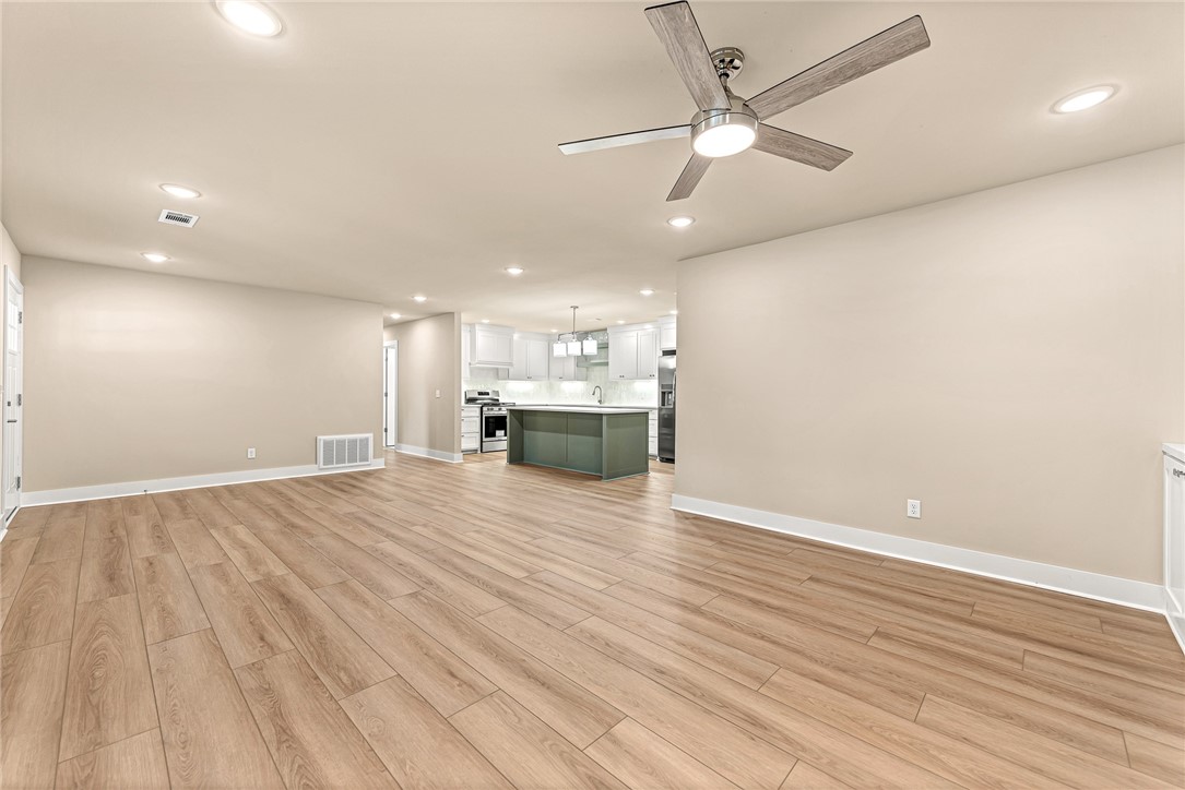 Royal Heights Add Bentonville - Residential