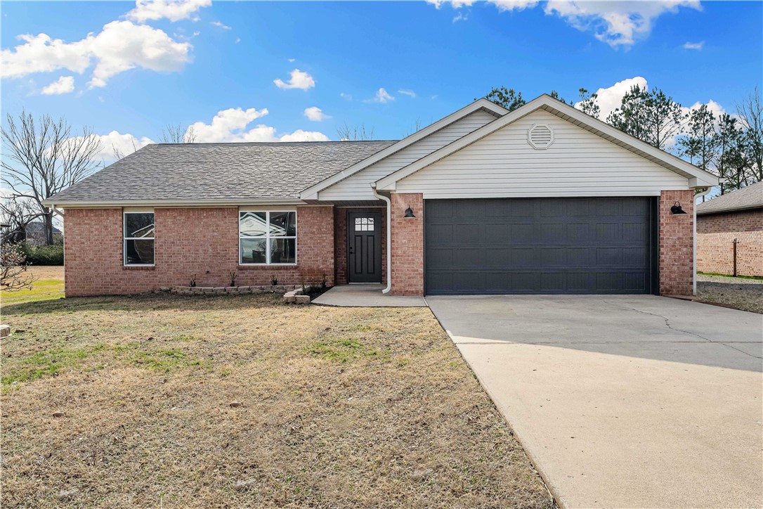 SELLER IS OFFERING BUYER CONCESSIONS with a competitive offer! Come check out this gem of a find tucked away in a peaceful subdivision with no rear neighbors! This 3-bedroom 2-bathroom home boasts a split floor plan with vaulted ceilings and an abundance of updates including a new roof, new HVAC, new floors, quartz countertops, stainless steel appliances, and so much more! The large, fully fenced yard offers privacy and serenity as you look from the covered patio out onto the adjacent natural landscape. And the value doesnāt stop there! This gem is centrally located where you are less than 10 minutes from the Pinnacle Hills and Pleasant Crossing shopping centers and walking distance to Rogers High. Don't wait, schedule a showing and make this affordable luxury yours!