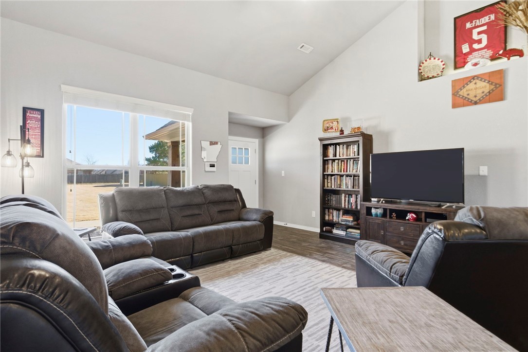 Elkhorn Sub Ph I Pea Ridge - Residential