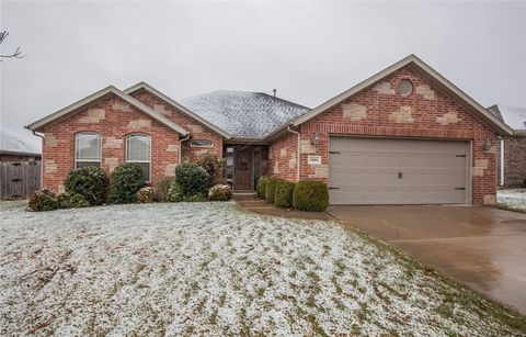 Photo of 1804 Sequoia Street, Bentonville, AR 72713 (MLS # 1335955)