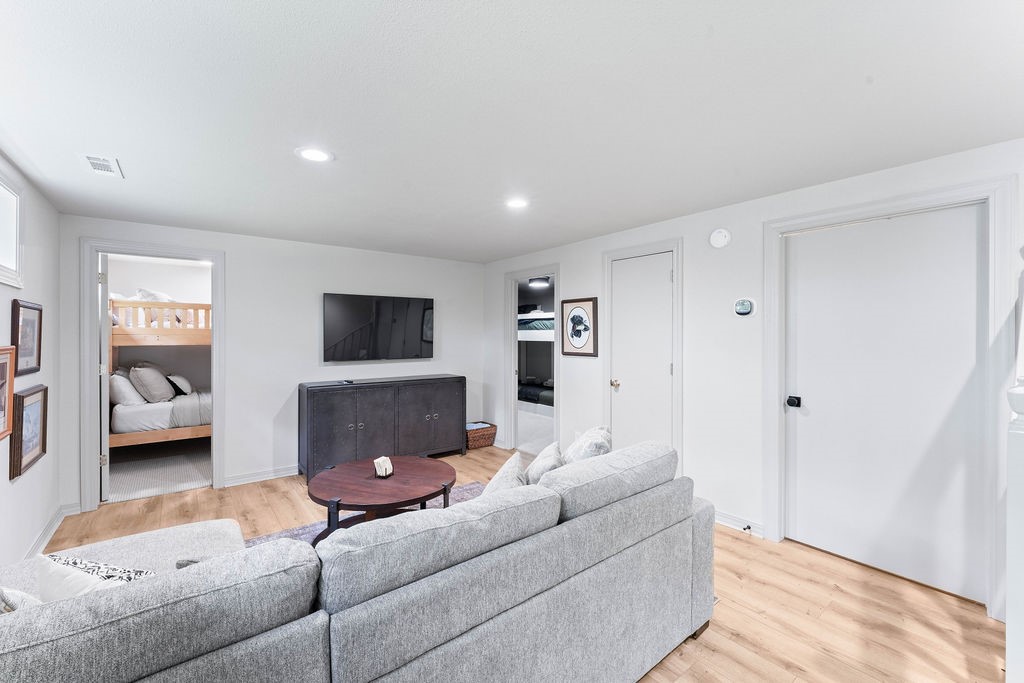 Piney Point Retreat Sub Rurban - Residential