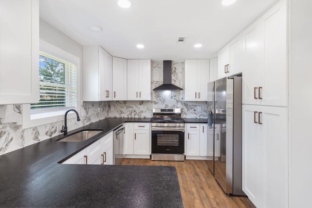 Carsons Sub Bentonville - Residential