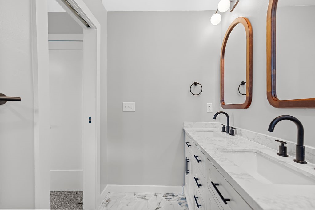 Carsons Sub Bentonville - Residential