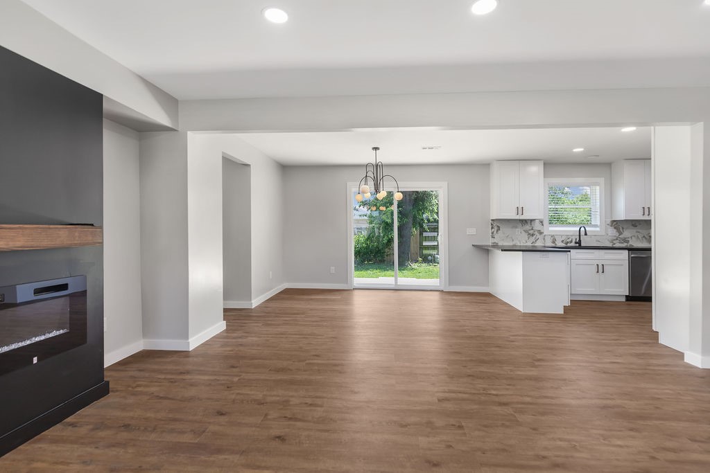 Carsons Sub Bentonville - Residential