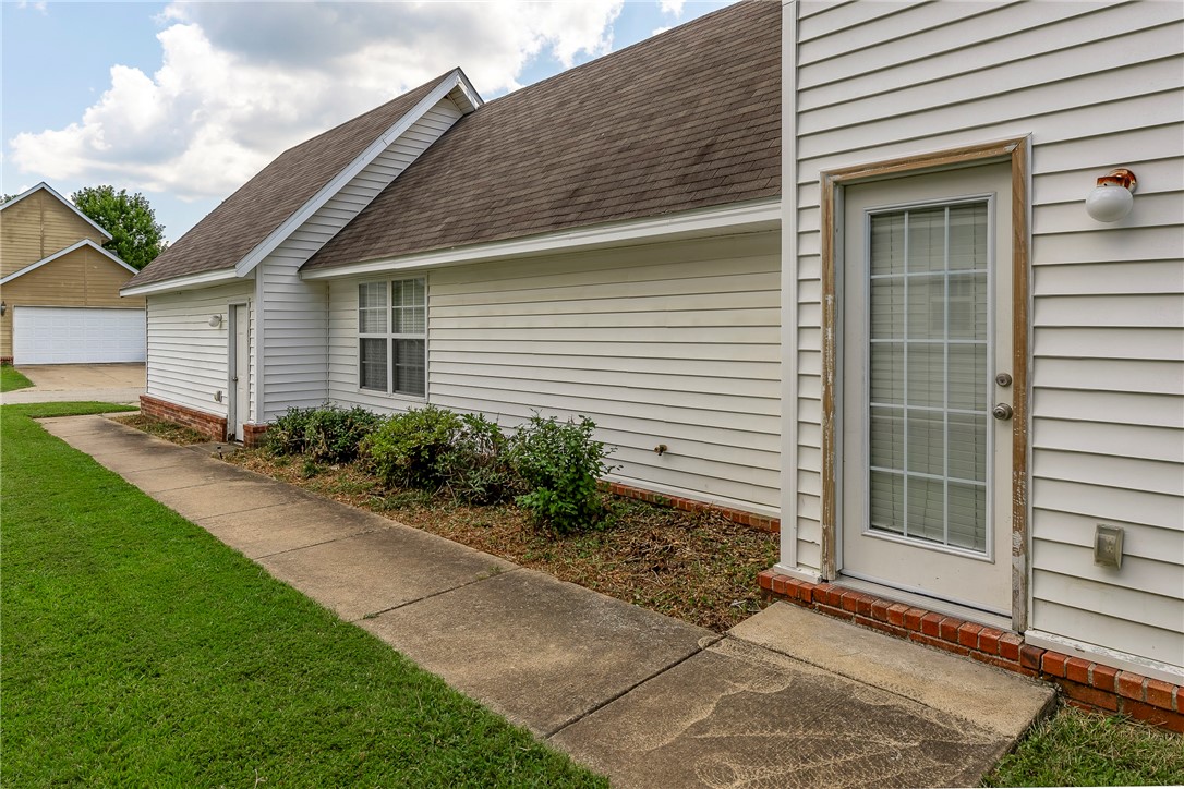 Salem Village - Residential