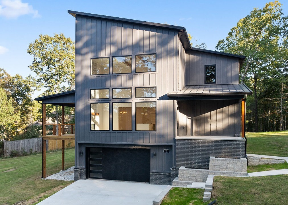 Nearly completed new construction home, just off the trails in Bella Vista. 3 Bedroom home plus office. Delivering all top of the line materials and fixtures, no expense has been spared on this home:
-Exquisite double-height wall of windows from your living room out to the forest
-Massive Quad garage, 40' deep. Large enough to park 4 cars inside. Plenty of storage space.
-Giant 10' wide by 8' tall heavy-duty slider beside kitchen, maximizing view and sunlight
-Oak flooring
-Designer showers
-Walk-in pantry, full laundry room
-Master bedroom downstairs, others upstairs
-Double window office
-180sqft+ of space that is convertible into an additional bonus room
-Large, heavy-duty tempered/aluminum tilt/turn European style windows throughout