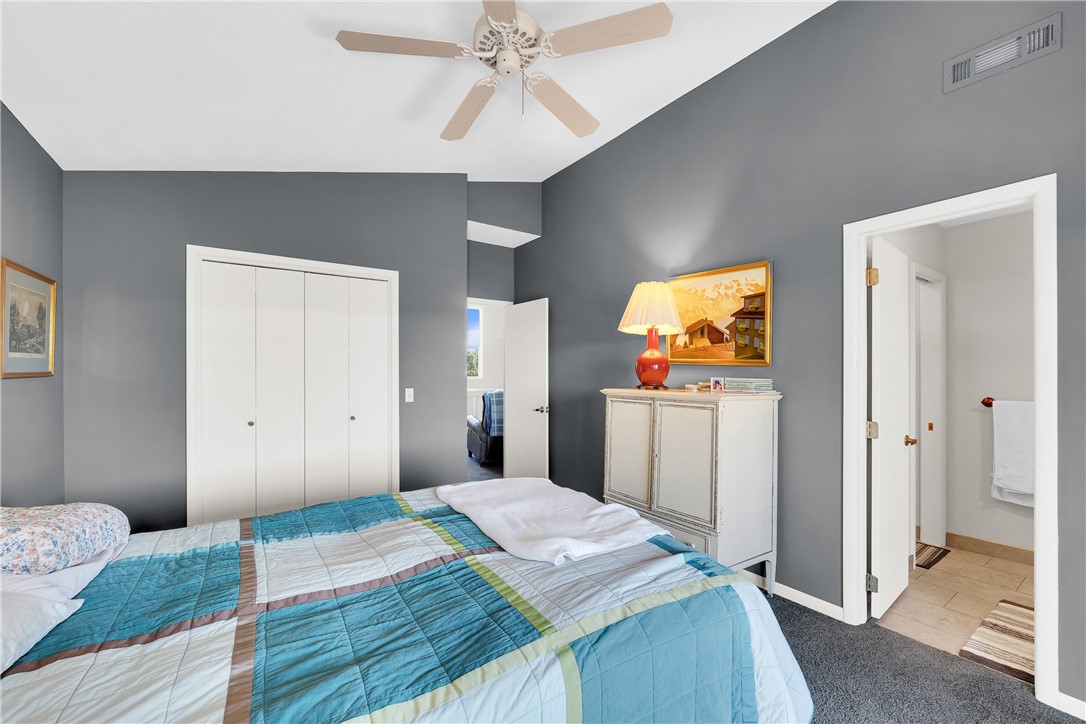 Unit 116 Holiday Island - Residential