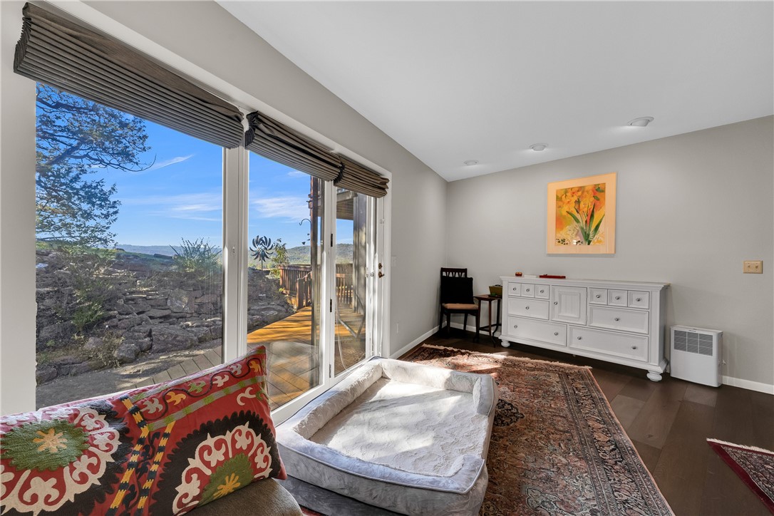 Unit 116 Holiday Island - Residential