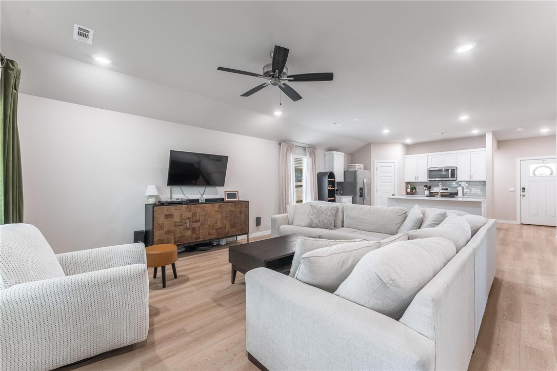 Cottonwood Place - Residential