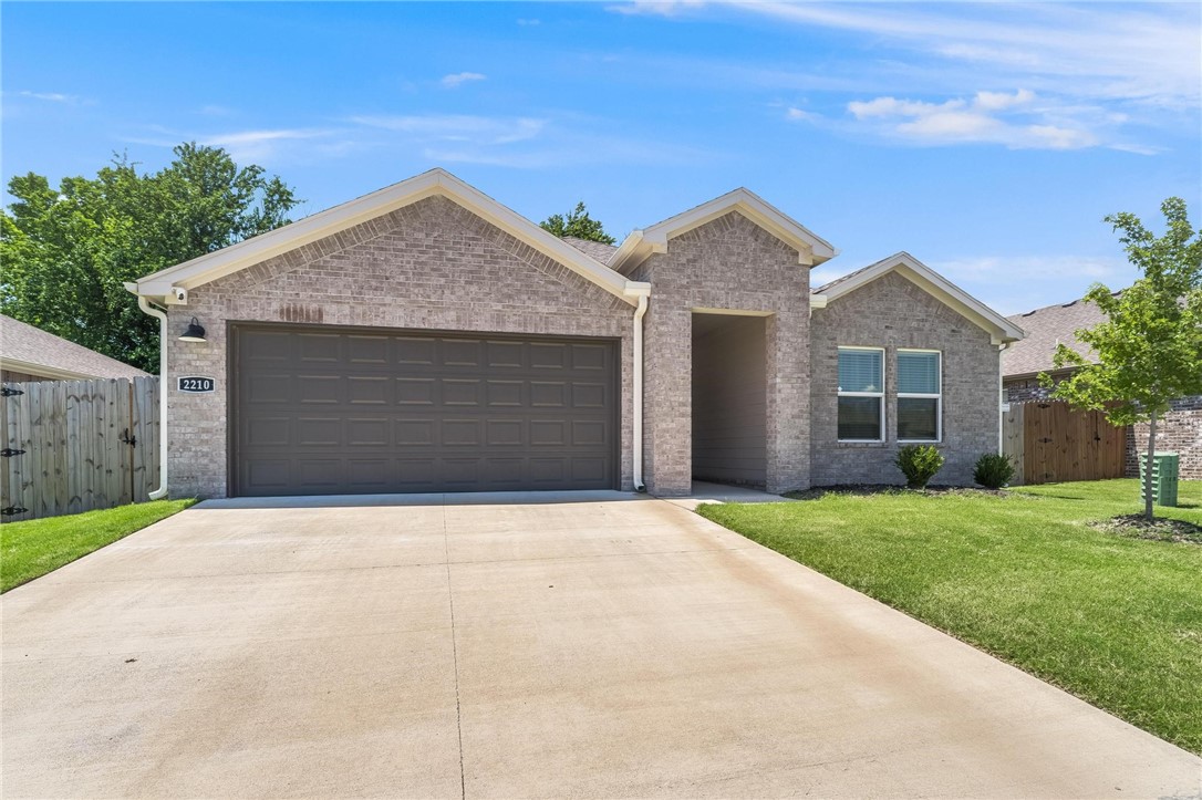 Cottonwood Place - Residential