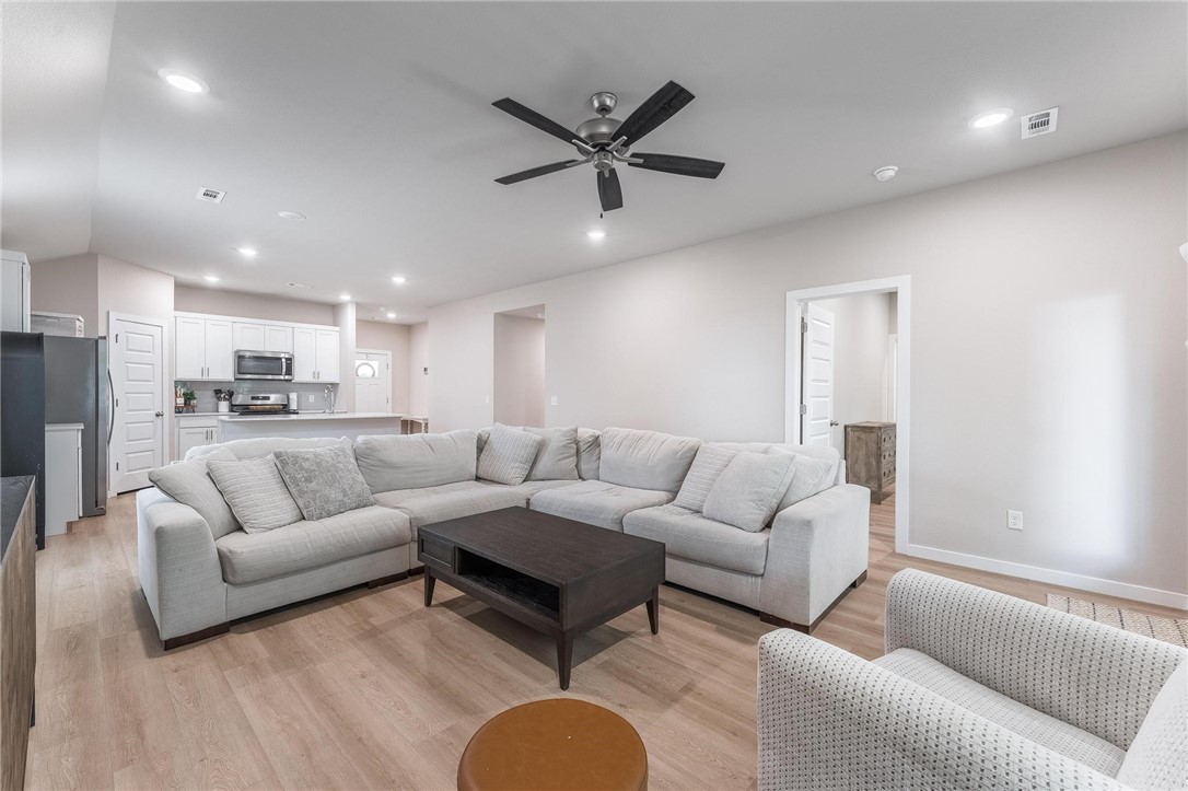 Cottonwood Place - Residential