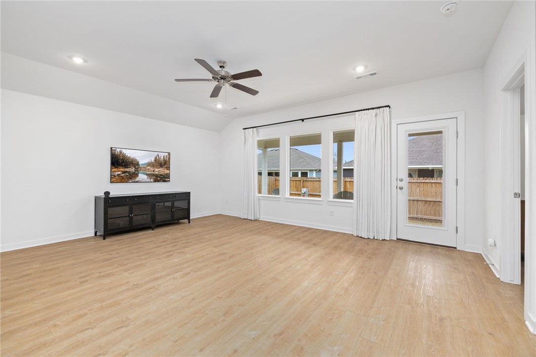 Aiden's Place - Residential