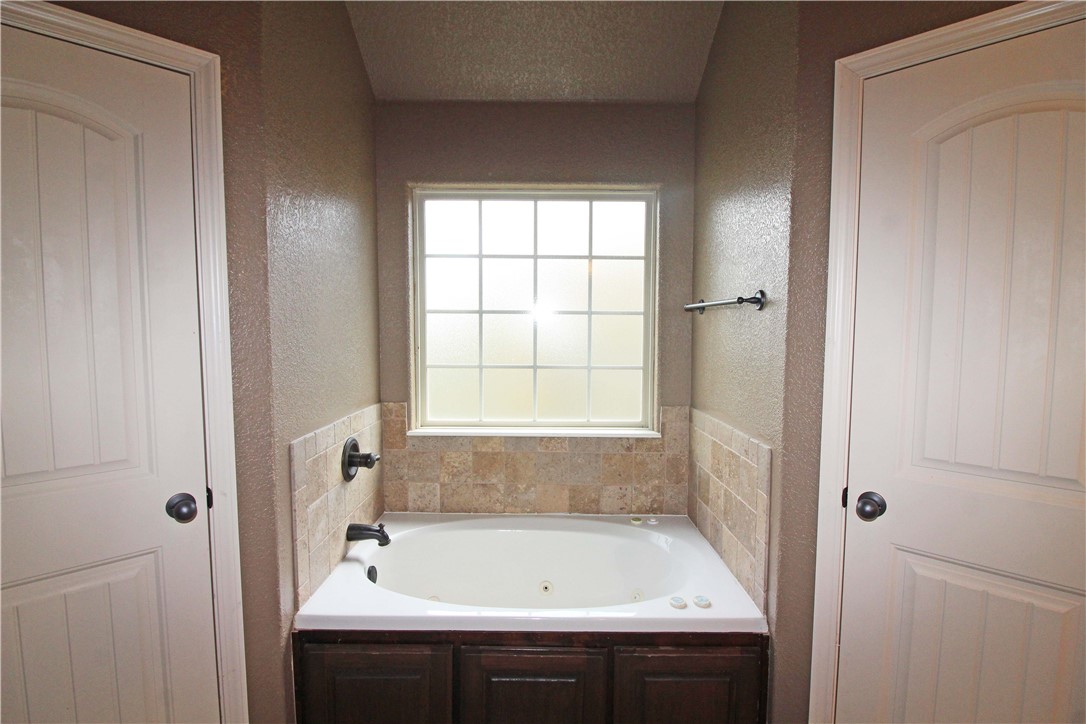 Riverwalk Farm Estate Ph Iii Bentonville - Residential Lease