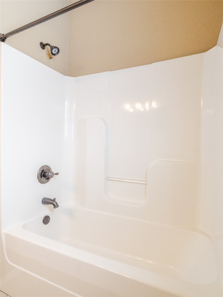 Riverwalk Farm Estate Ph Iii Bentonville - Residential Lease