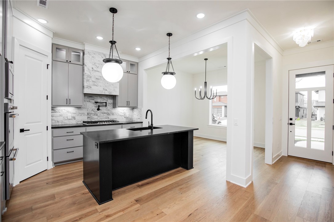 Shadow Valley - Residential