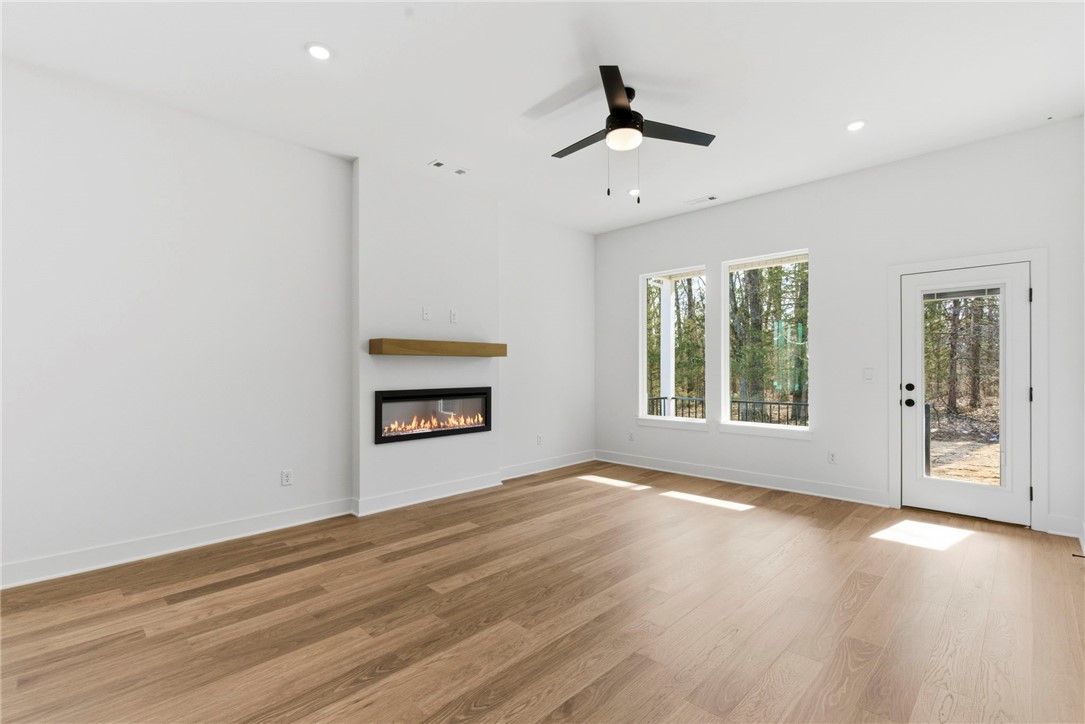 Pine Hollow - Residential