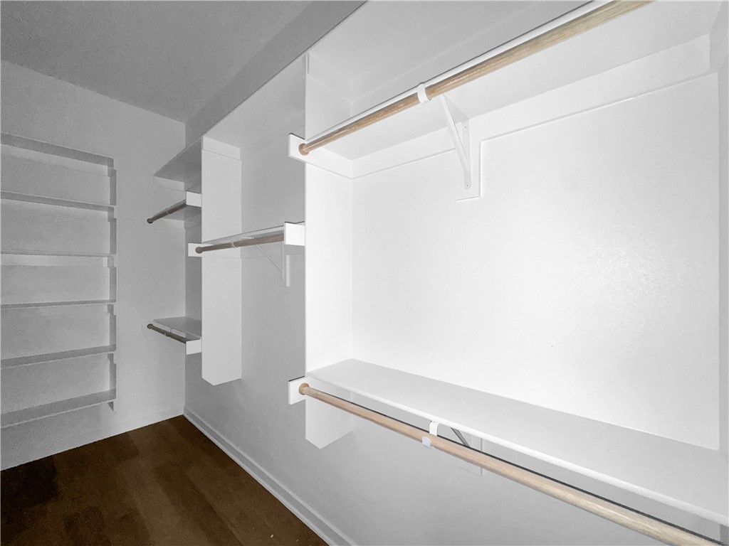 Pine Hollow - Residential