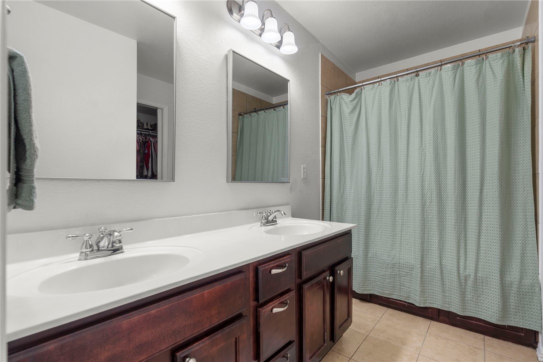 Walnut Crossing S/D - Residential