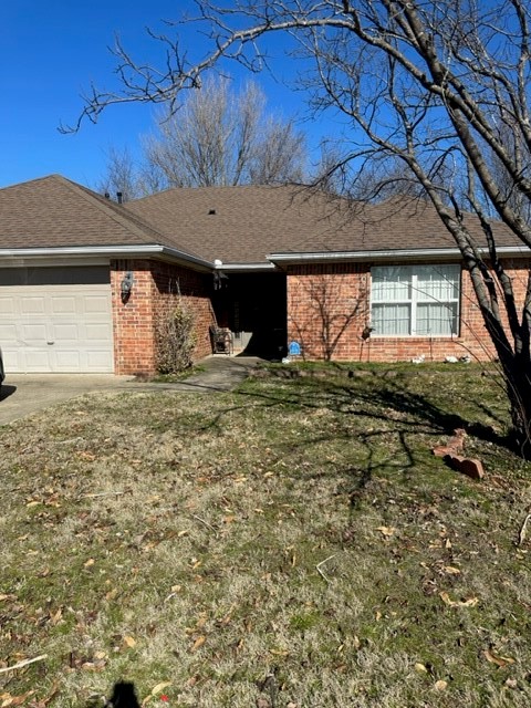 Make this spacious home yours! This 4 bedroom, 2 bath home features a split floor plan with a private retreat complete with an en-suite bathroom for added convenance. The second bathroom is well appointed and easily accessible to all. Enjoy your private back yard from the deck!