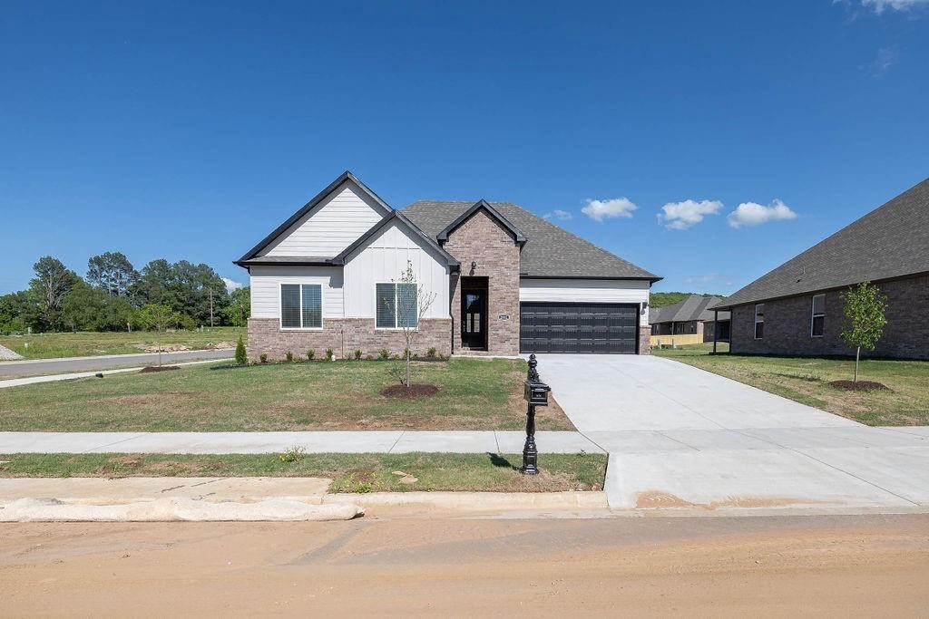 Riverwalk - Residential Lease