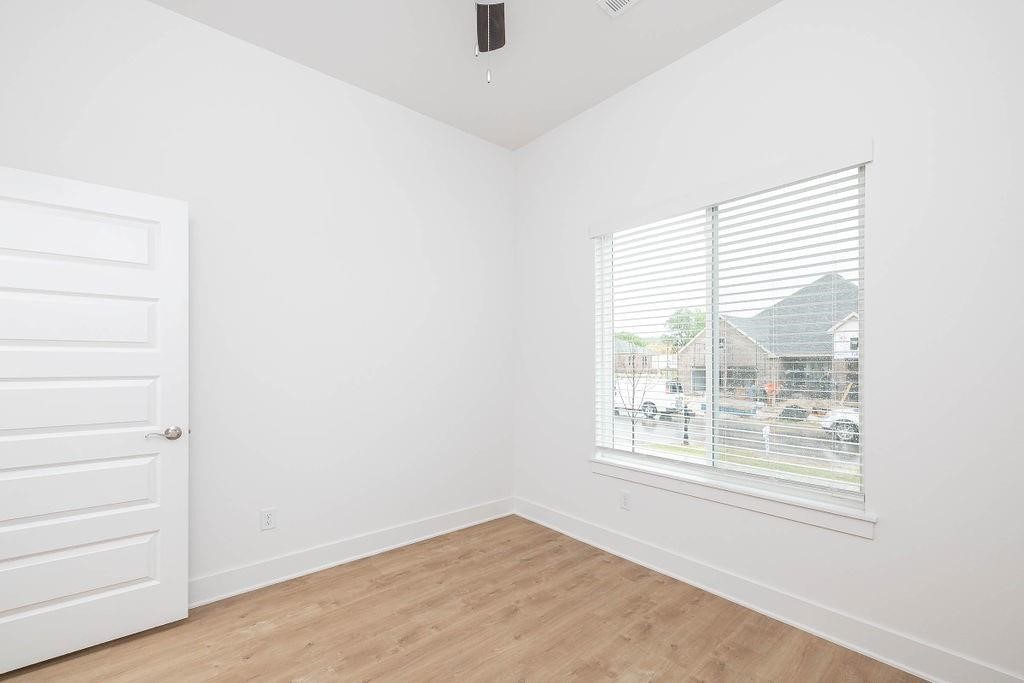 Riverwalk - Residential Lease