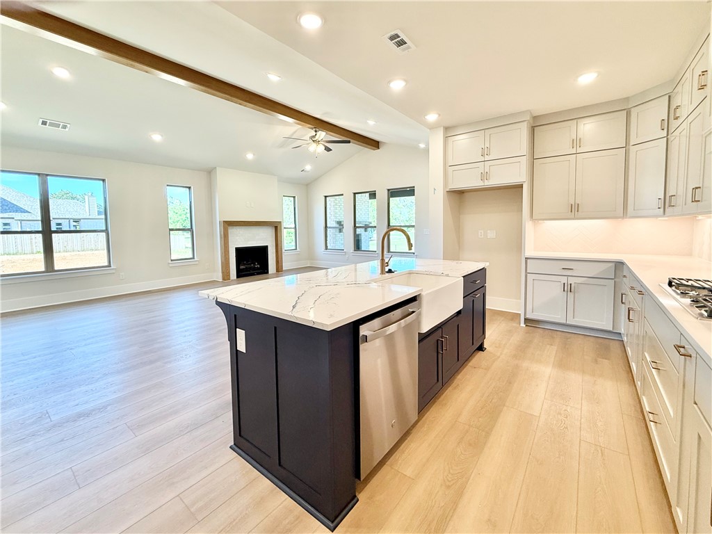 Blossom Woods Ph Ii Rogers - Residential