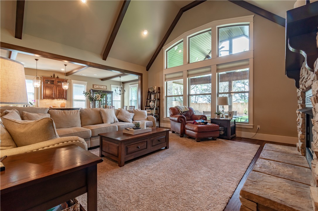 Creekside Sub Rogers - Residential