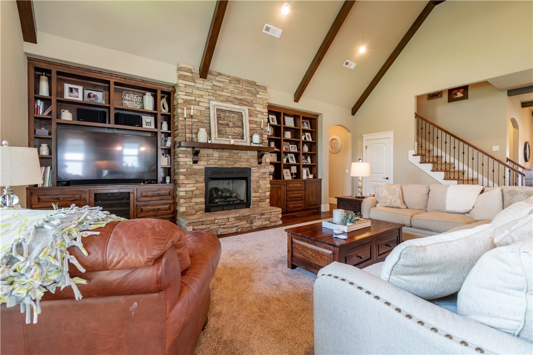 Creekside Sub Rogers - Residential