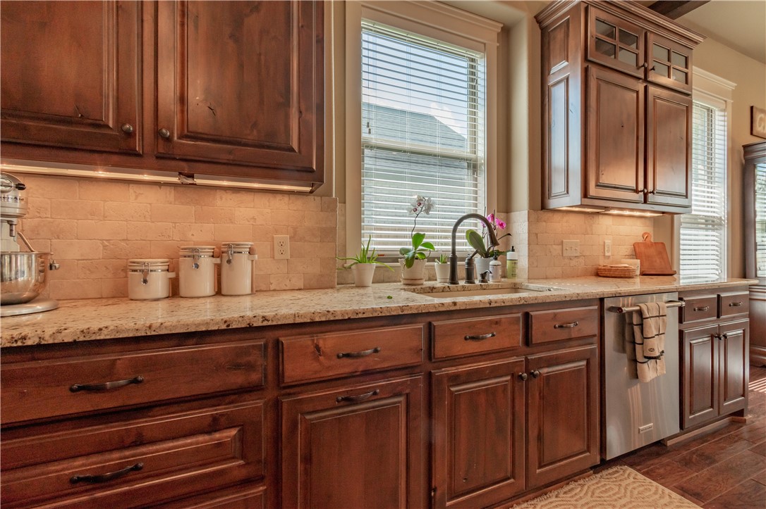 Creekside Sub Rogers - Residential