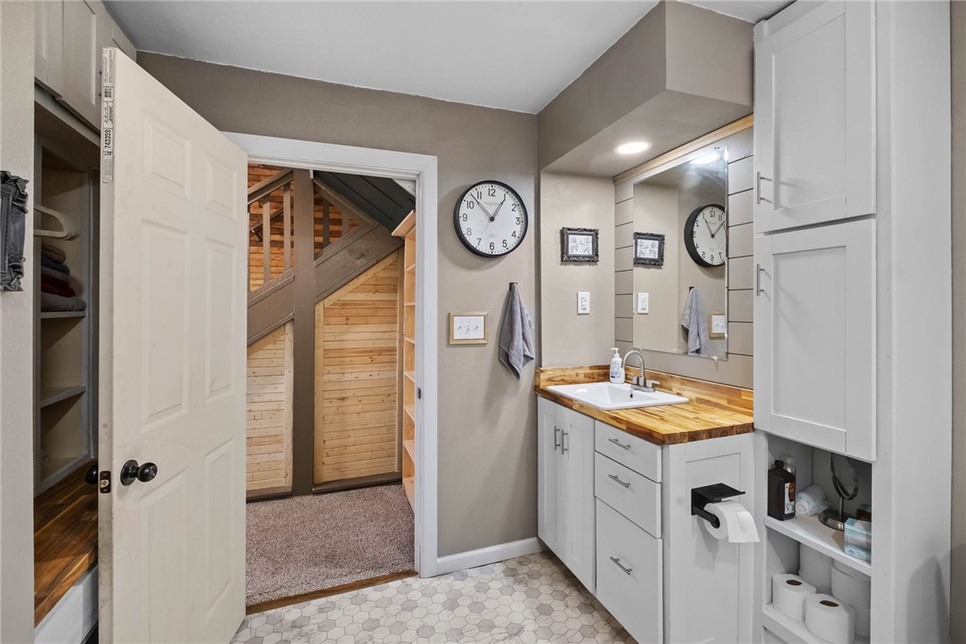 Ozark Colony - Residential