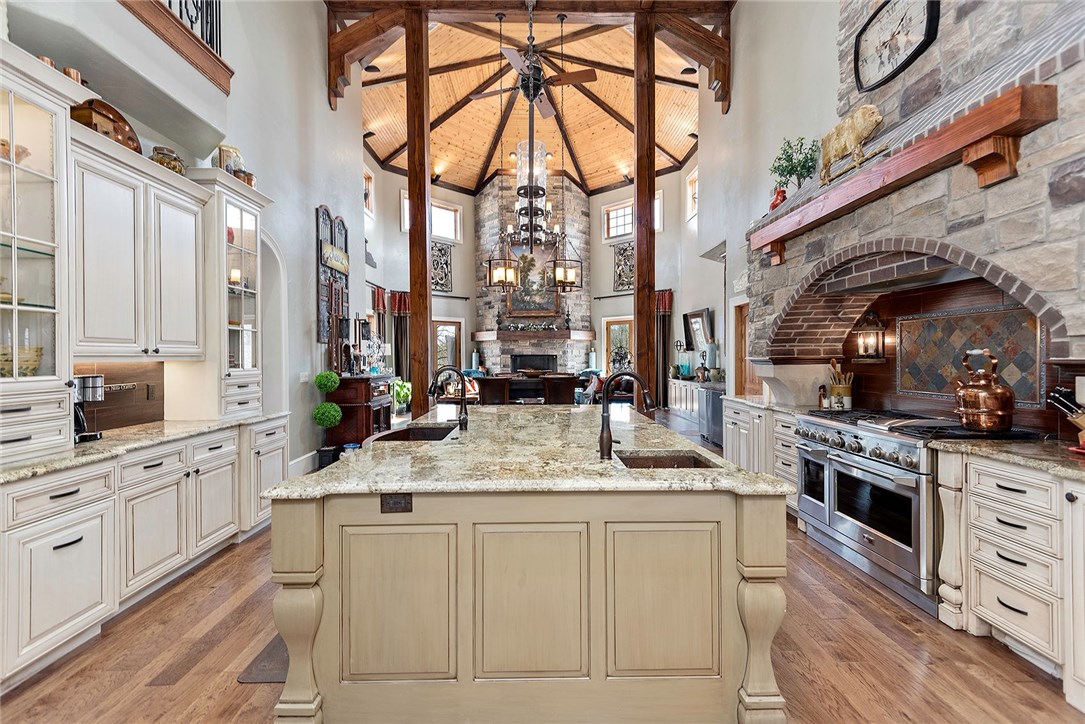 Estates At Dogwood Canyon - Residential