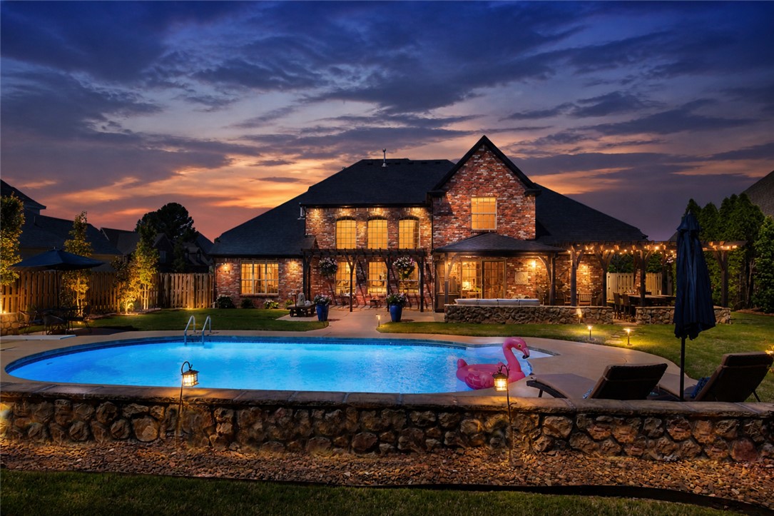 Shadow Valley Ph Vi Rogers - Residential