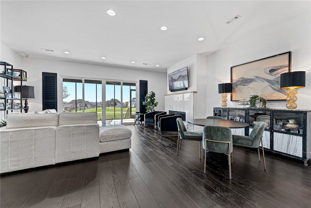 Shadow Valley Ph 10 Rogers - Residential